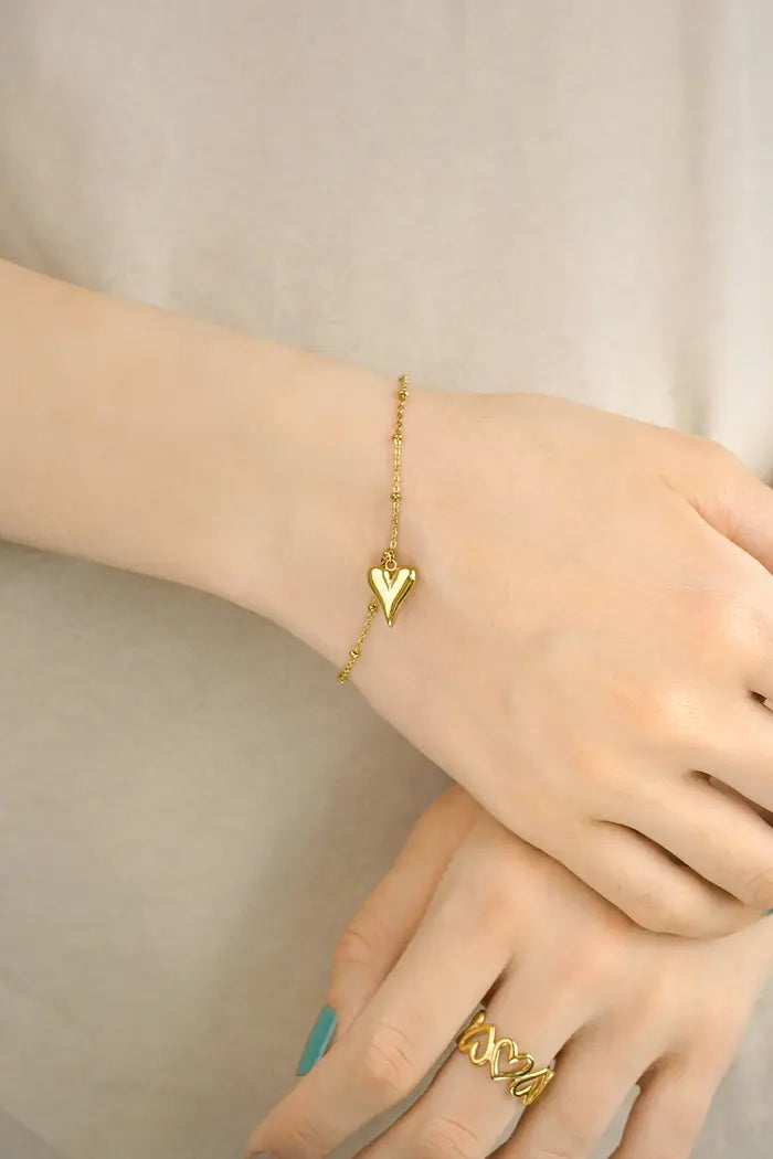 TIMELESS DEVOTION ARMBAND